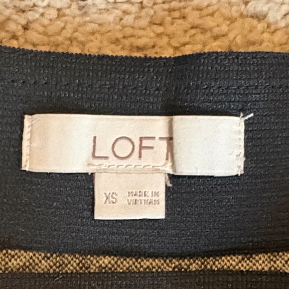 LOFT Black and Gray A-Line Skirt - Picture 9 of 9